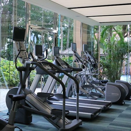 Hong Kong Gold Coast Hotel Eksteriør bilde A gym at a hotel