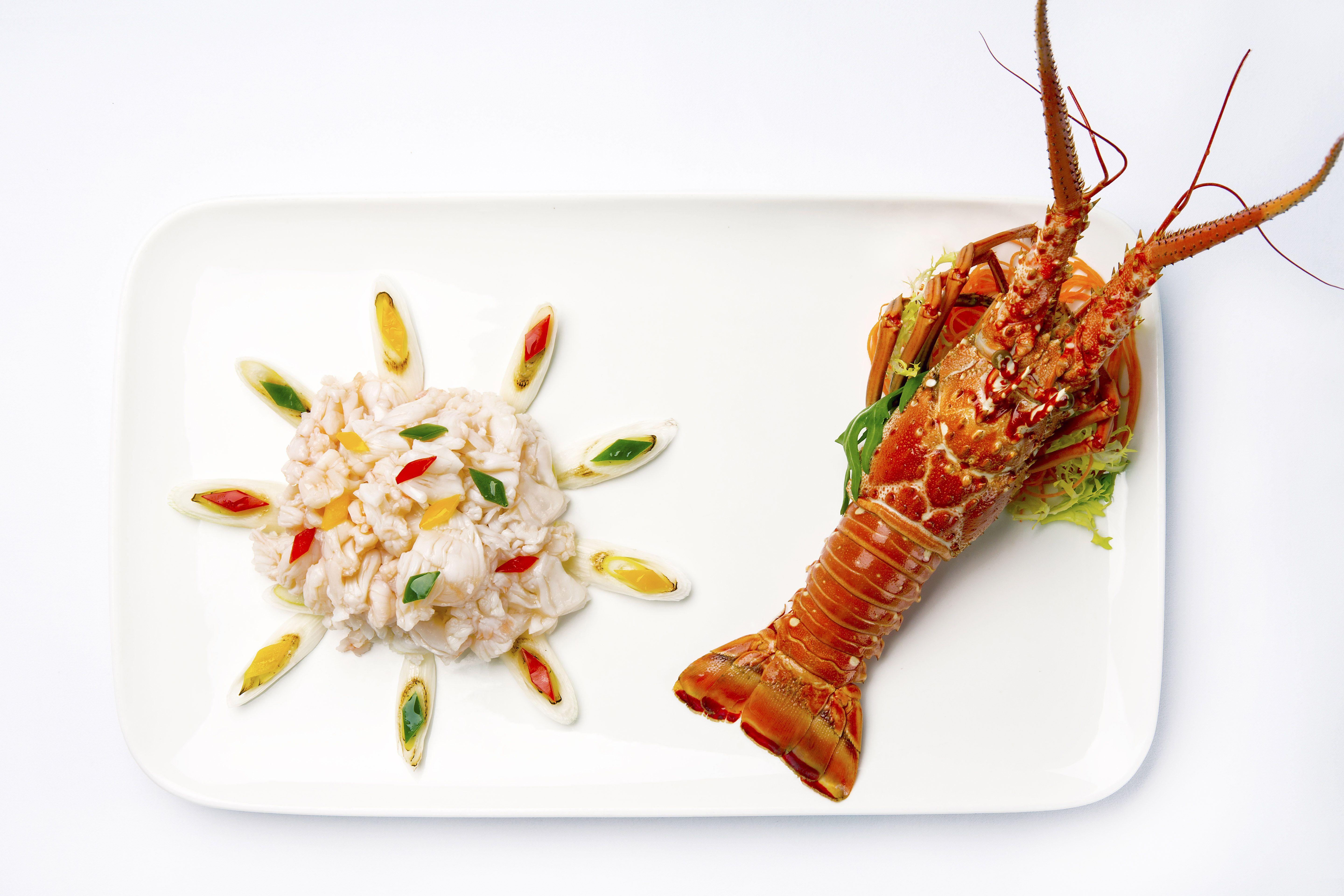 Hong Kong Gold Coast Hotel Eksteriør bilde A lobster prepared for consumption