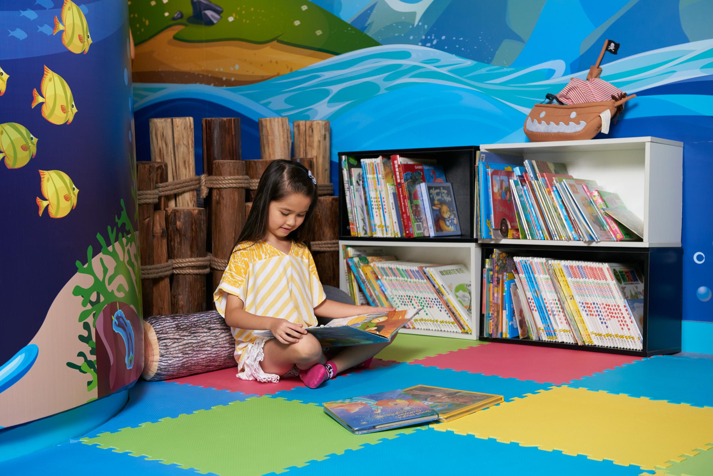 Hong Kong Gold Coast Hotel Eksteriør bilde Library at the Children's Museum of Oak Ridge