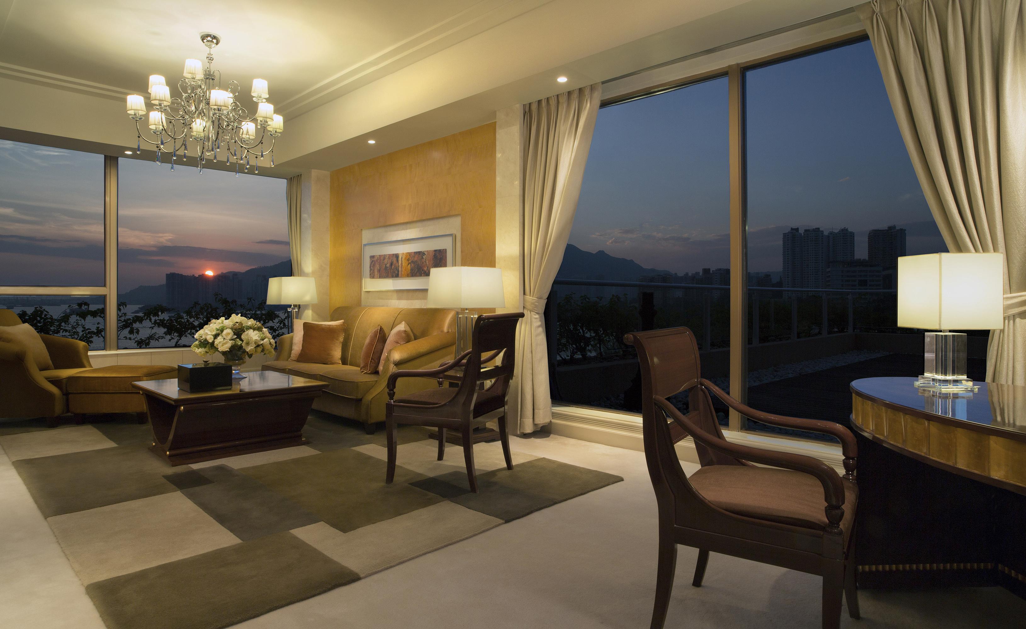 Hong Kong Gold Coast Hotel Bekvemmeligheter bilde A suite at the Shangri-La Kuala Lumpur