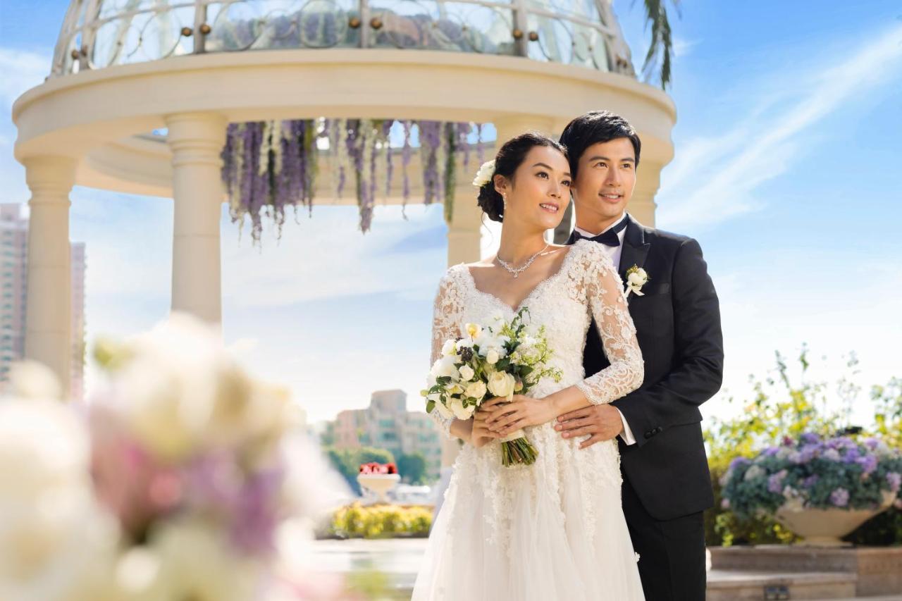 Hong Kong Gold Coast Hotel Eksteriør bilde Wedding in China